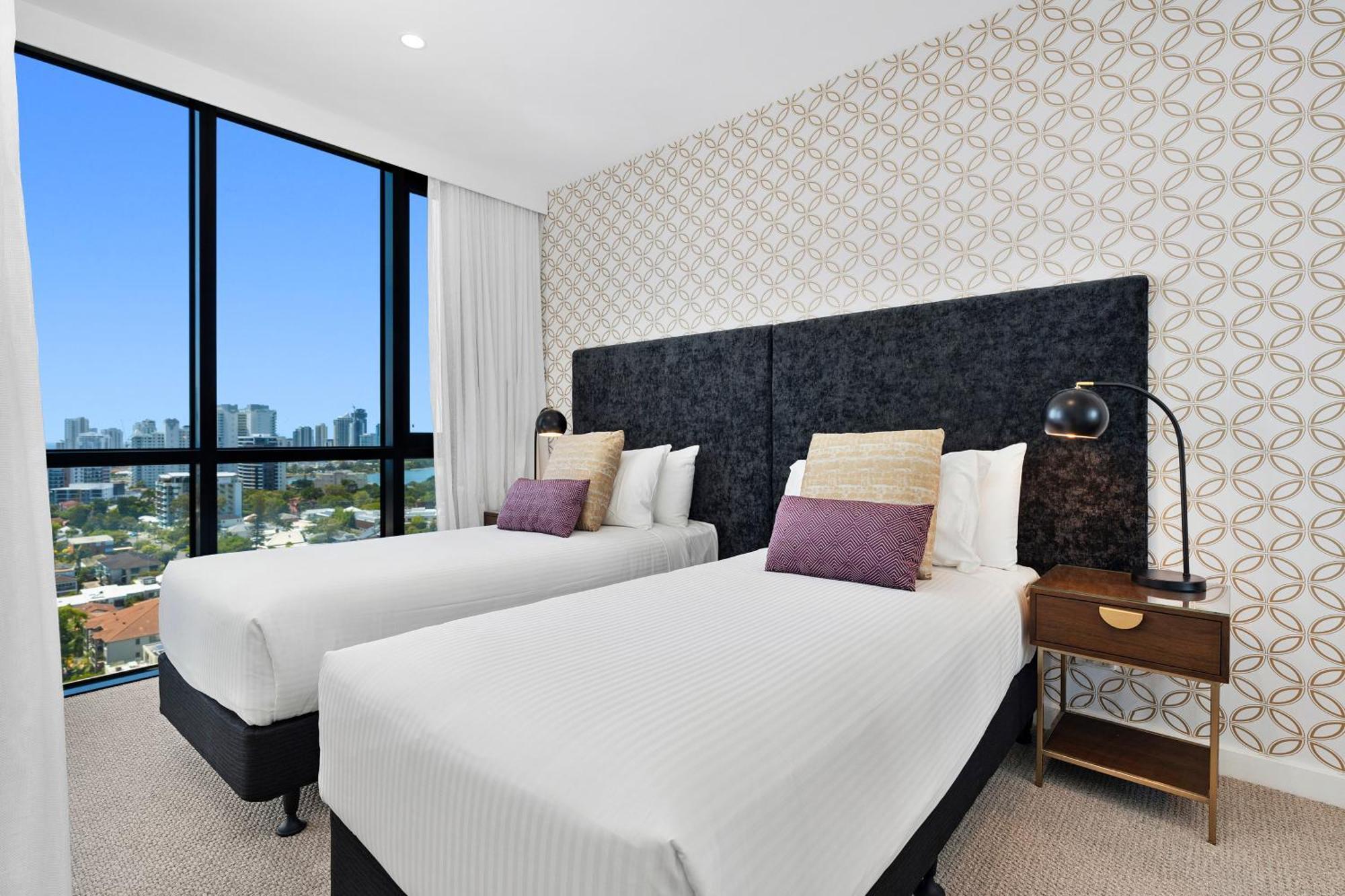 Tryp By Wyndham Southport Gold Coast Hotel Apartments ภายนอก รูปภาพ